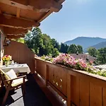 Bergblick * Brixen im Thale